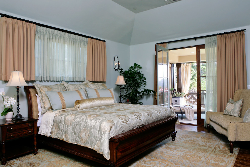 bedroom decorating ideas and designs Remodels Photos RKI Interior Design Menlo Park California United States traditional-bedroom