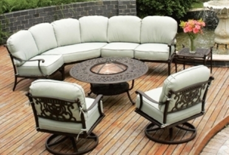 How to choose irresistible outdoor cushions