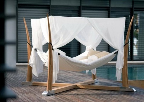 Romantic Outdoor Furniture