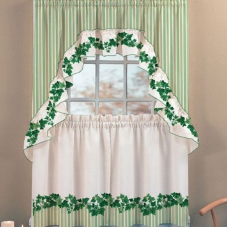 The Perfect Kitchen Curtains