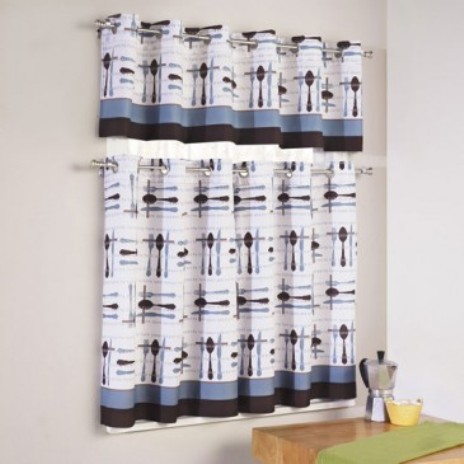 The Perfect Kitchen Curtains