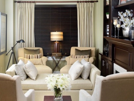 how to decorate a living room with brown furniture