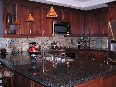 Create a wonderful Backsplash For Contemporary Kitchen