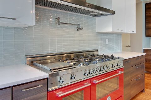 Create a wonderful Backsplash For Contemporary Kitchen