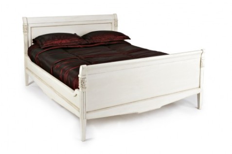 Sleigh Beds from Heirloom Beds