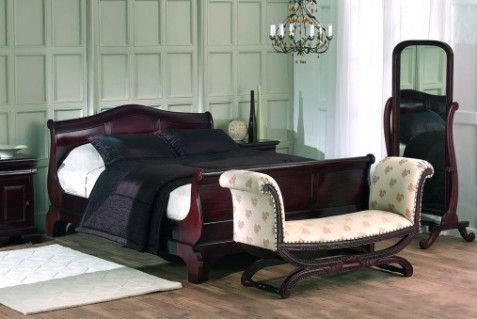 Sleigh Beds from Heirloom Beds