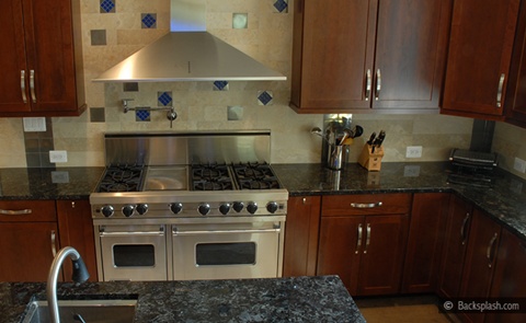 Kitchen Backsplash tiles colors Ideas 20