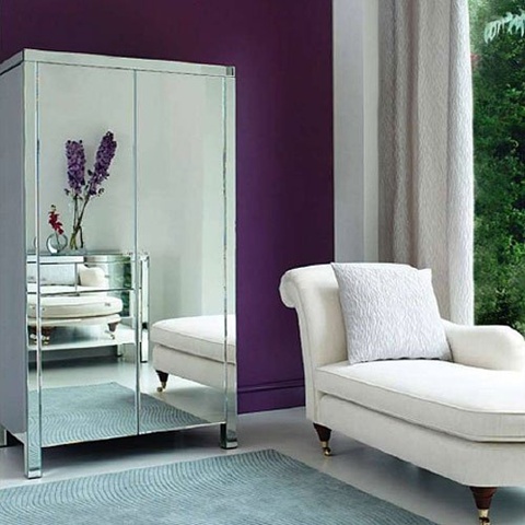 Mirrored Furniture in the Bedroom 4