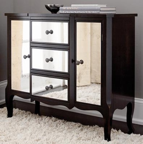 Mirrored Furniture in the Bedroom 7