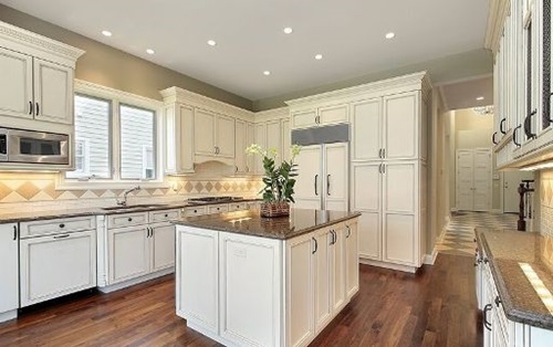 Why White Kitchen Cabinets are The Right Choice