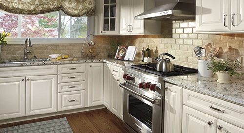 Why White Kitchen Cabinets are The Right Choice