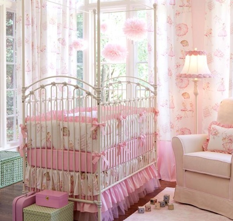 decorating a Baby Girl's Room 2