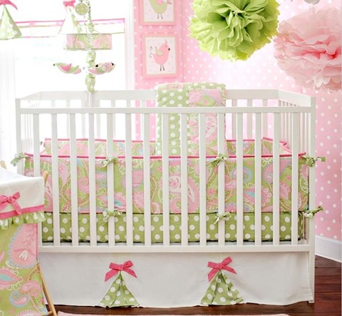 decorating a Baby Girl's Room 4