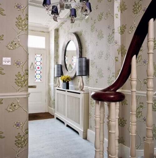 Best decorating ideas for small hallways