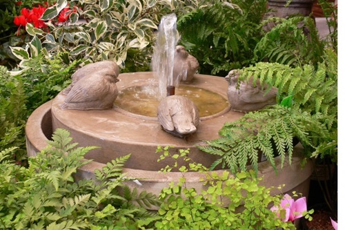 How to Choose the Right Garden Furniture and Fountain