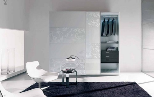 Advantages of having a Bedroom armoire