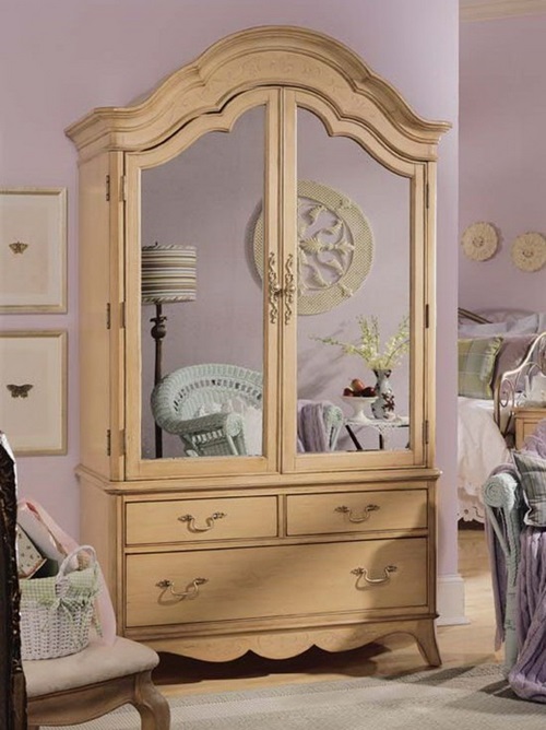 Advantages of having a Bedroom armoire