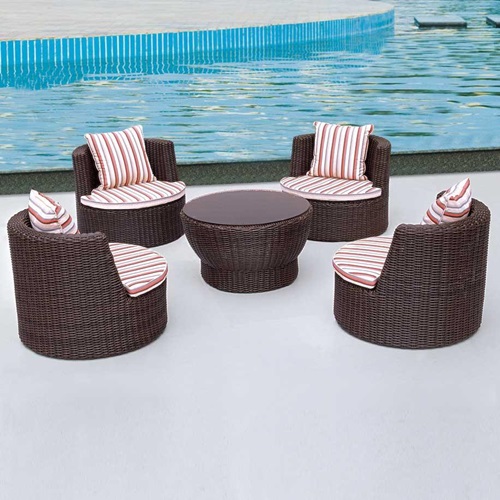 Romantic Chairs furniture for Outdoor and Interior Design
