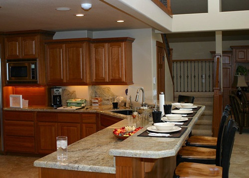 Explore the Pros and Cons of Glass Countertops