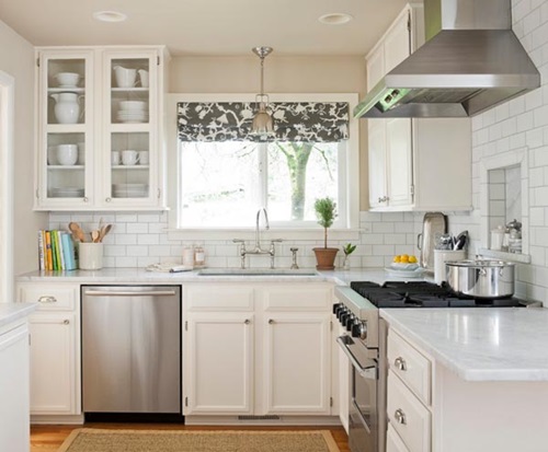 Amazing tips on decorating a small kitchen