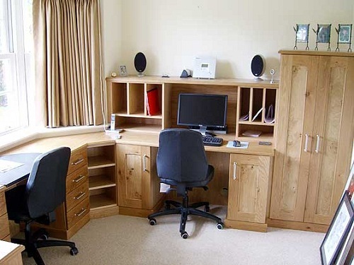 How to Choose a Desk for Your Home Office