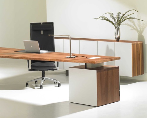 How to Choose a Desk for Your Home Office