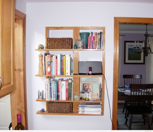 Simple Shelf System That Offers a Lot of Room for Books