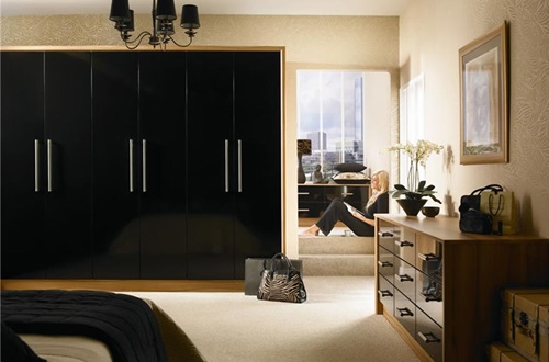 Modern Wardrobes for Contemporary Bedrooms