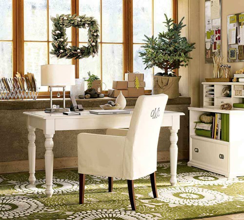 Practical Home Office Desk for Living Rooms