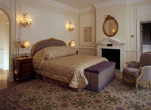 A fireplace in the bedroom!!…why not!