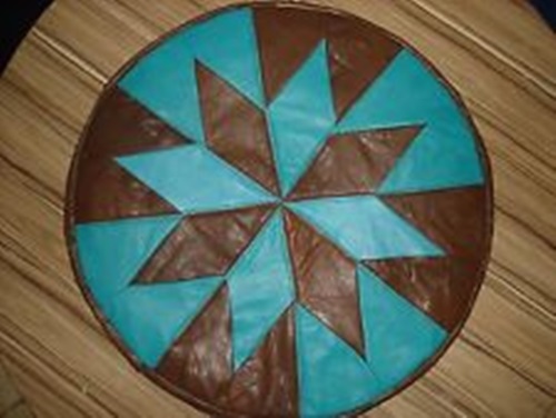 Footstools and pouffes in fashion - purpose footstool