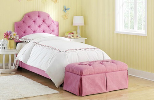 Footstools and pouffes in fashion - purpose footstool