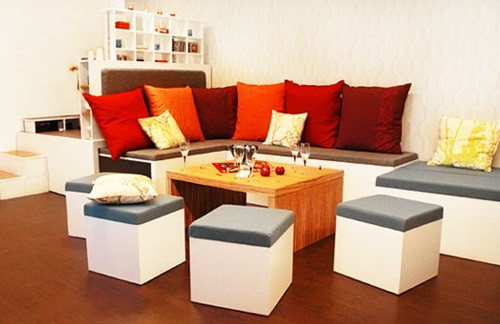 Footstools and pouffes in fashion - purpose footstool
