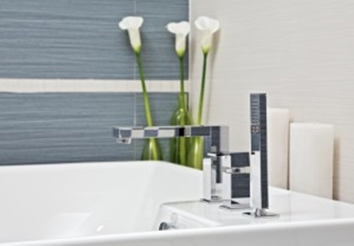 How to accentuate your walls with the perfect wall hanging !