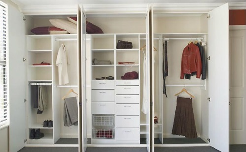 Modern bedroom closets and wardrobes