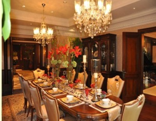 Traditional French Dining Room Design