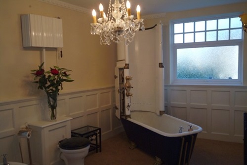 Victorian Bathroom Curtain Ideas