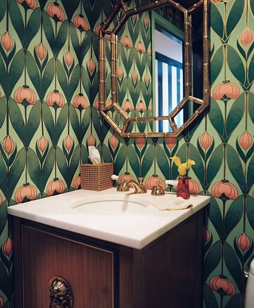 Achieving the Glamour of an Art Deco Bathroom