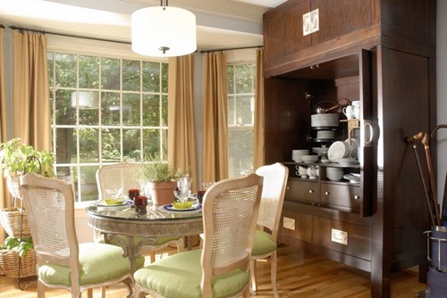 Antique Furniture Pieces for Your Kitchen