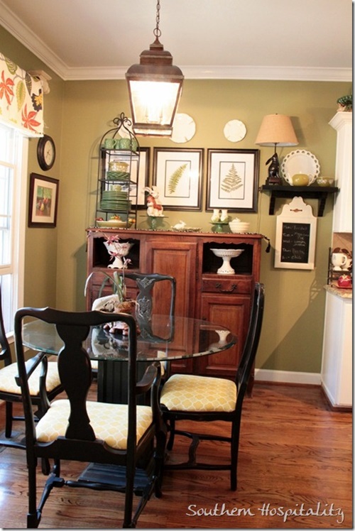 Antique Furniture Pieces for Your Kitchen