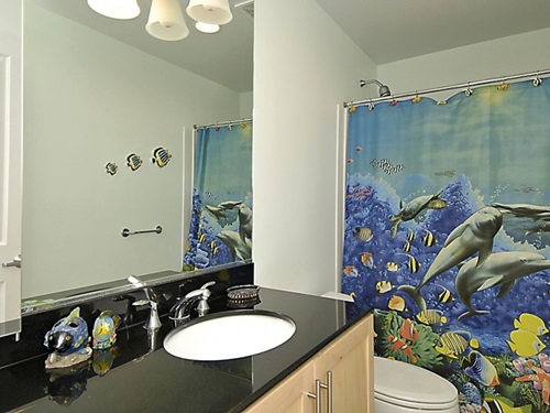 Designing Kids Bathroom - Colors and Themes