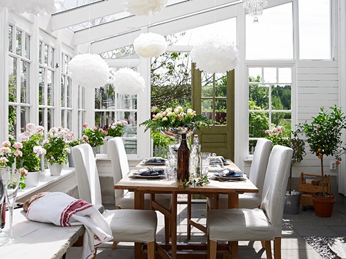 How to Accessorize Your Dinning room