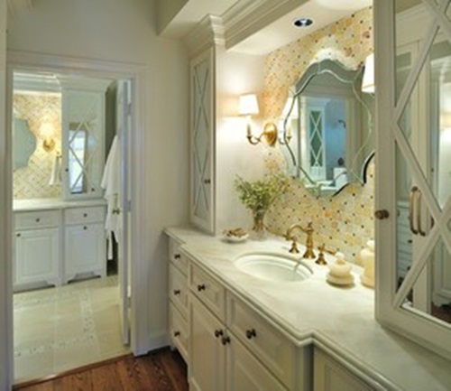 Tips on How to Make Your Small Bathroom Look Larger