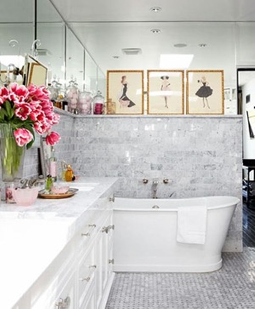 Tips on How to Make Your Small Bathroom Look Larger