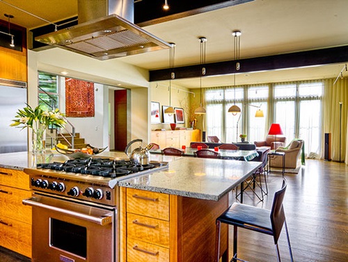 Combine your kitchen and dining room and Get space and style