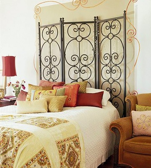 simple tips To Use The Wall Stickers To Decorate Bedroom With An Extraordinary Look