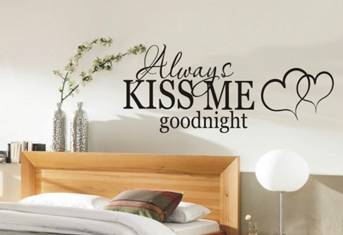 simple tips To Use The Wall Stickers To Decorate Bedroom With An Extraordinary Look