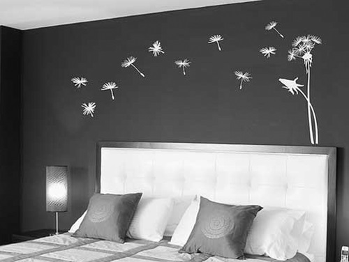 simple tips To Use The Wall Stickers To Decorate Bedroom With An Extraordinary Look