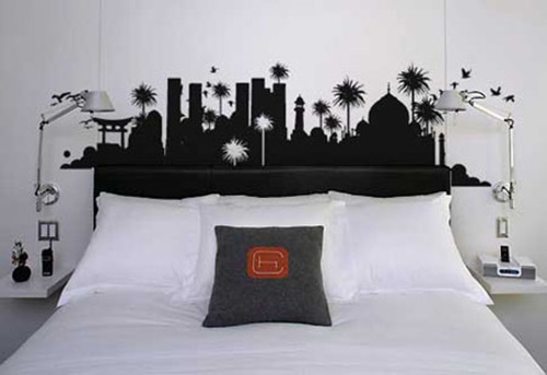 simple tips To Use The Wall Stickers To Decorate Bedroom With An Extraordinary Look
