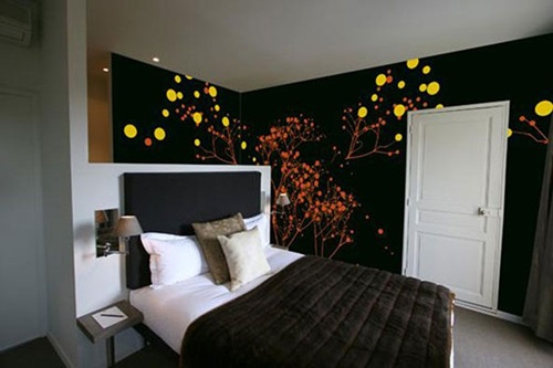 simple tips To Use The Wall Stickers To Decorate Bedroom With An Extraordinary Look